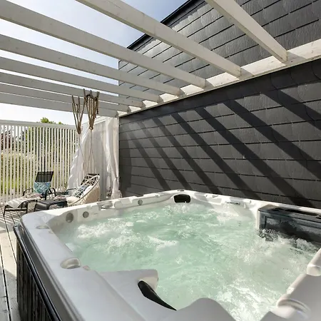 Nowoczesny Z Jacuzzi 6 Wrzosowo (Kamien)