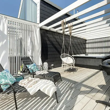 Nowoczesny Z Jacuzzi 6